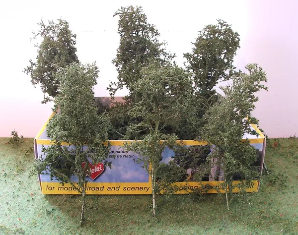 Hovedbilde Heki - Løvtrær og busker m.blader, mellomgrønn