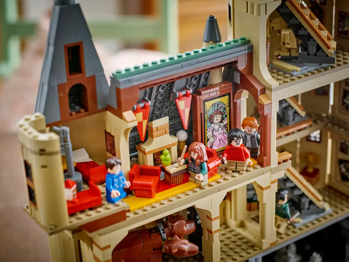 LEGO 76454 - Harry Potter, Galtvortborgen: Hovedtårnet