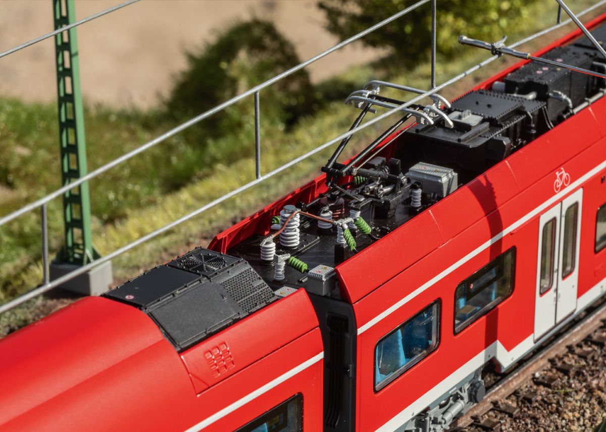 Märklin - DB Siemens Desiro HC elektrisk motorvognsett, digital med lyd og pantograf