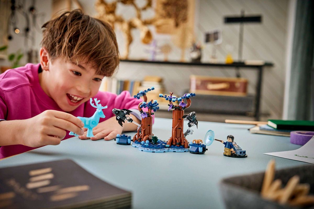 LEGO 76475 - Harry Potter™, Den forbudte skogen: Skytsverge