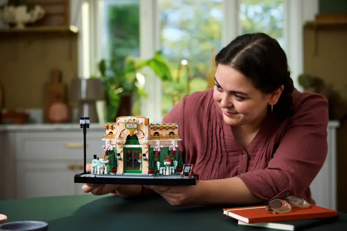 LEGO 10362 - Icons, fransk kafé