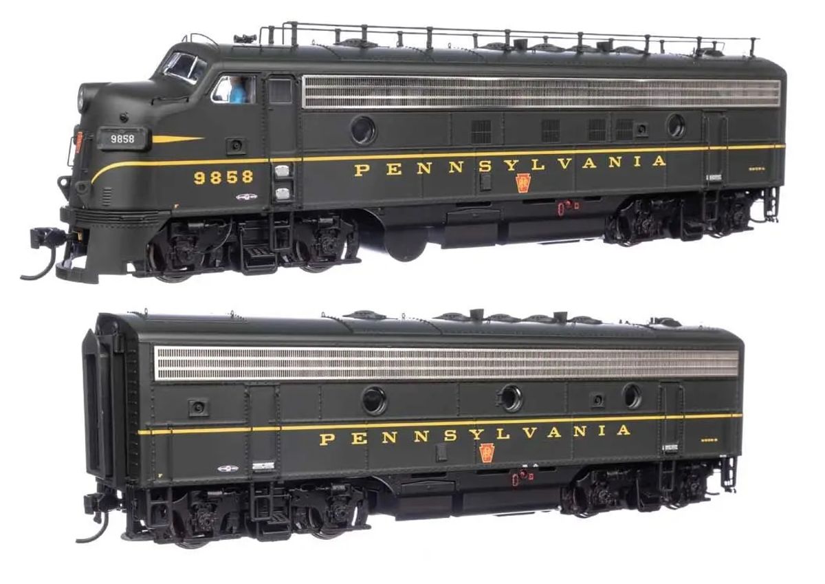 Walthers - Pensylvania Railroad FP7 og F7B, DC analog